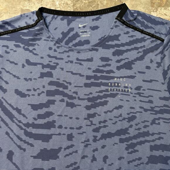 Nike Running Division Shirt Mens 2XL Blue Camo Rise 365 Textured Gym DM4636 - Picture 1 of 9